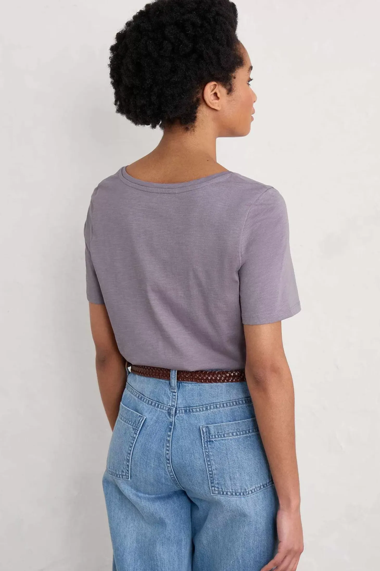 Burdock Organic Cotton V-Neck T-Shirt (Gots)