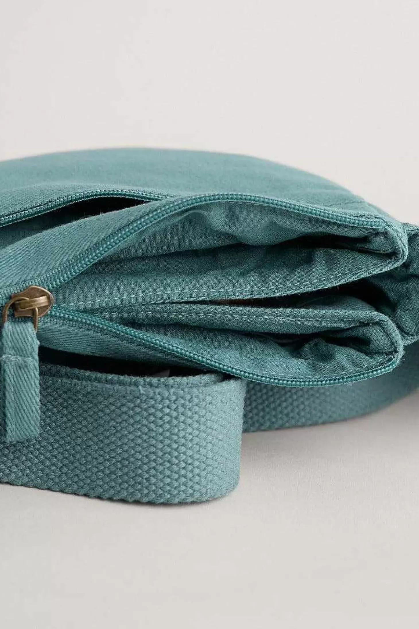 Carwinion Zip Up Cross Body Bag