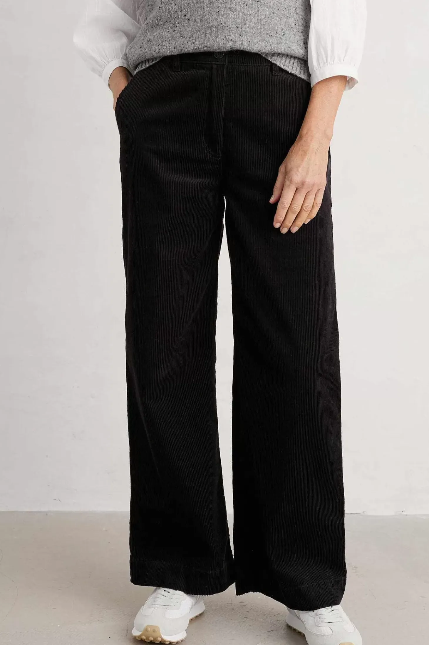 Dillwyn Wide Leg Cord Trouser