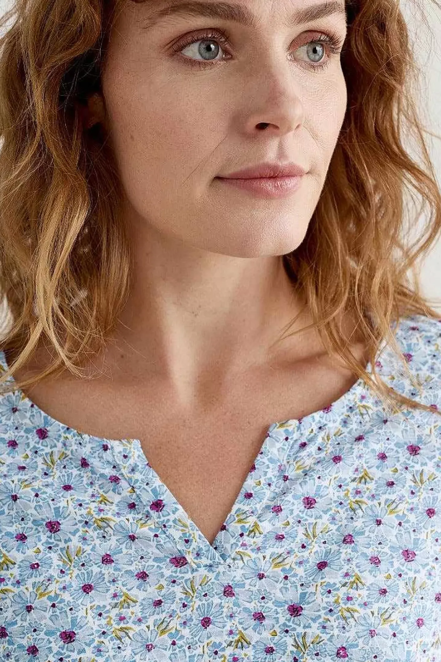 Gypsophilia Notch Neck Top