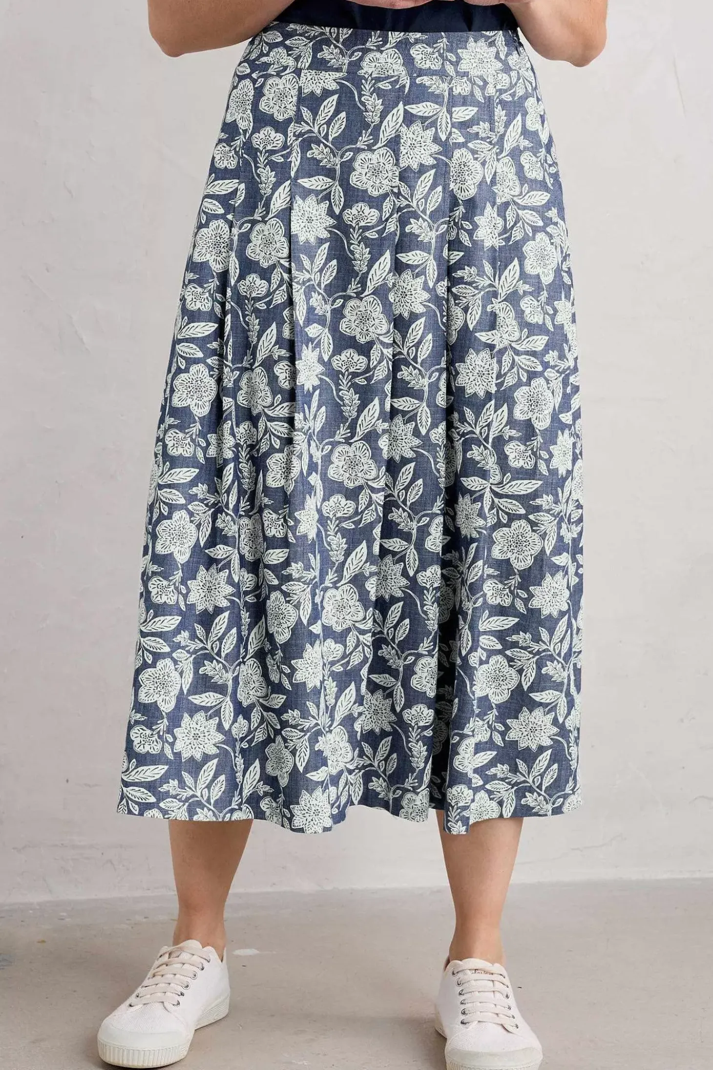 Jamboree Chambray Midi Skirt