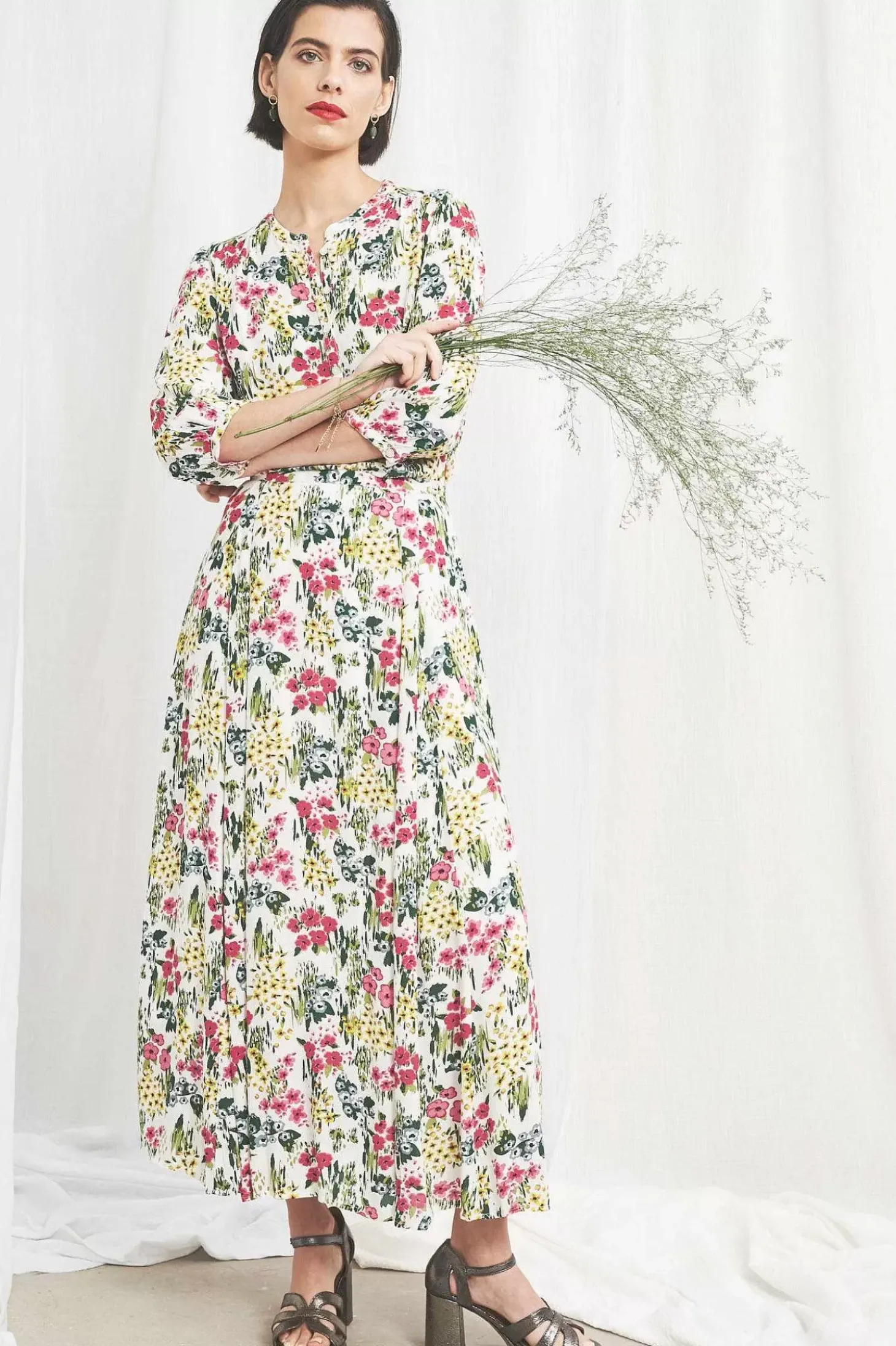 Lethlean Pleated Maxi Skirt