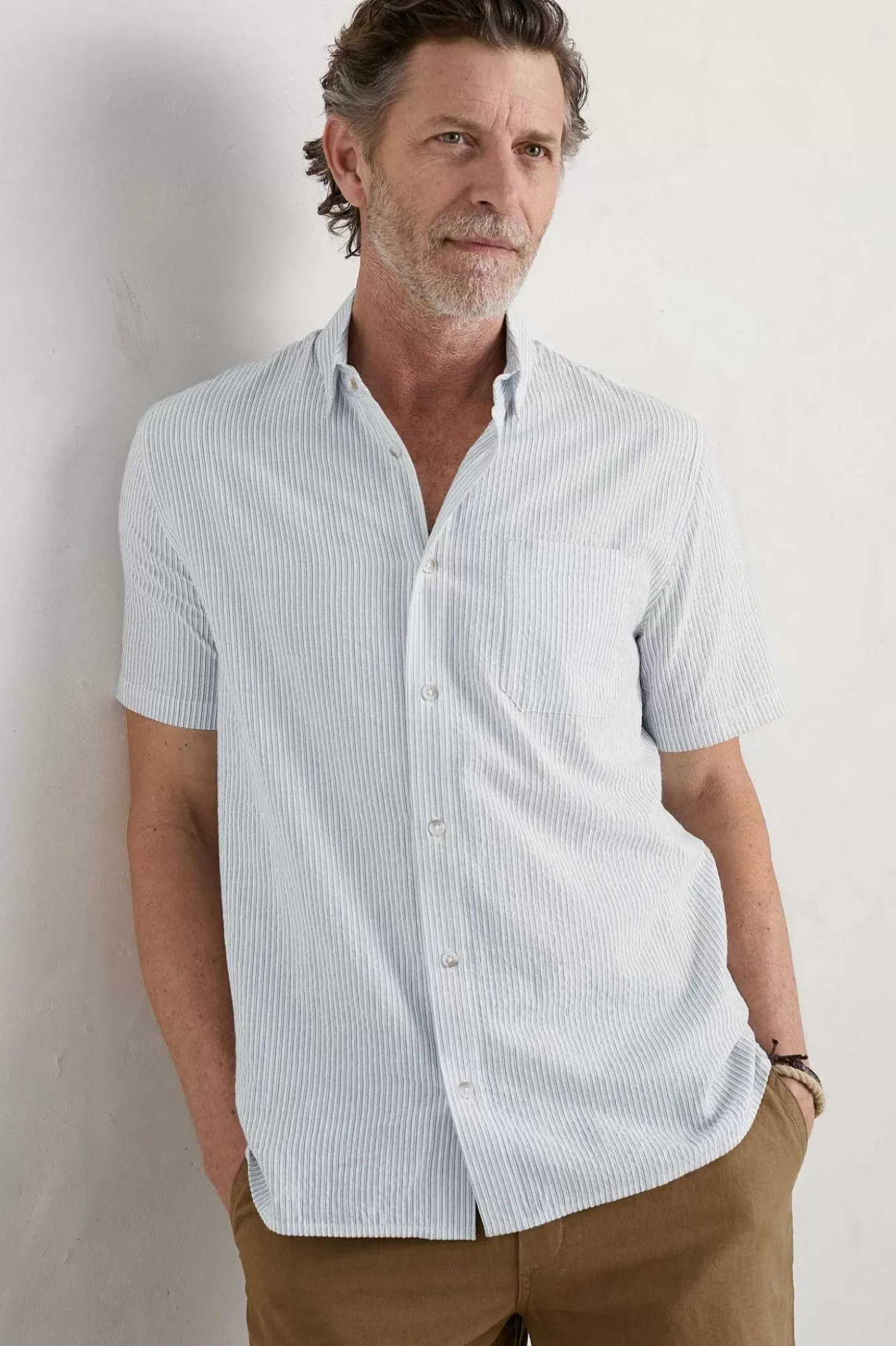 Men's Blue Heron Seersucker Short Sleeve Shirt