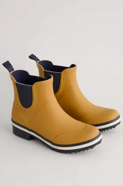 Sand Bay Wellies