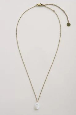 Valency Freshwater Pearl Pendant Necklace